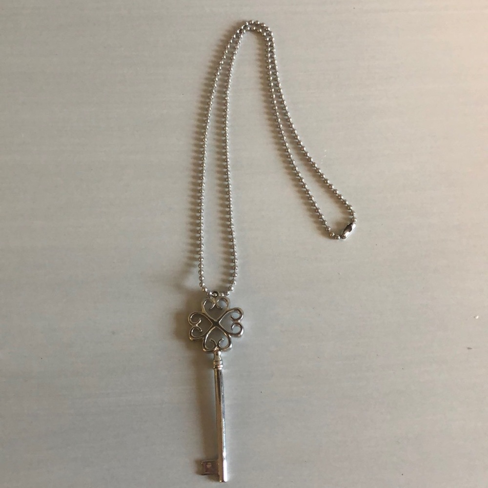 Key necklace
